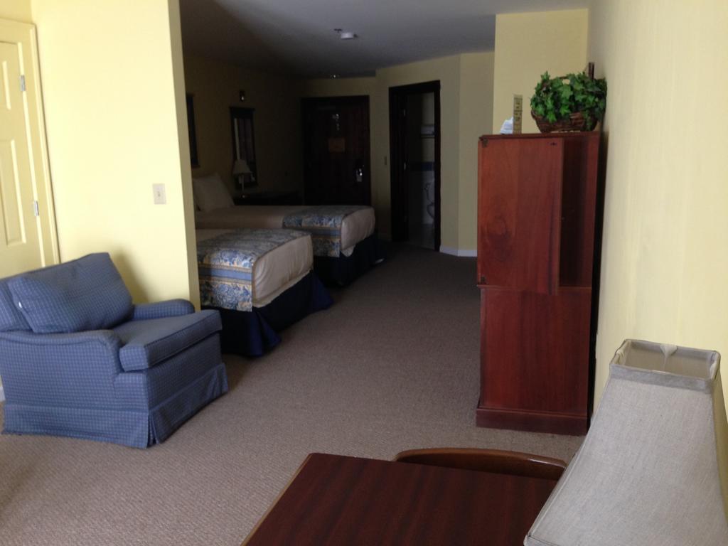 Greenville Inn & Suites Zimmer foto